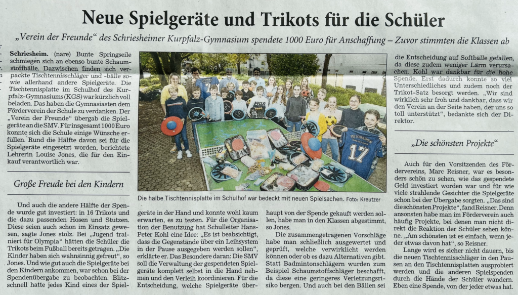 Spielgeräte und Trikots